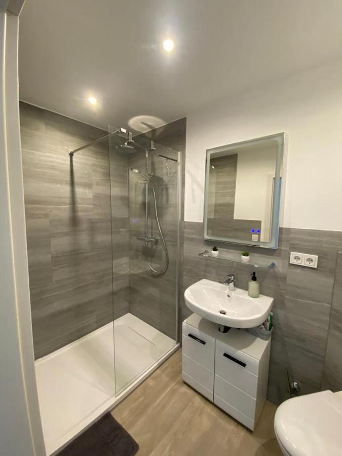 Schoene Ferienwohnung „Zum Glueck Tropical“ Эйзенах Экстерьер фото